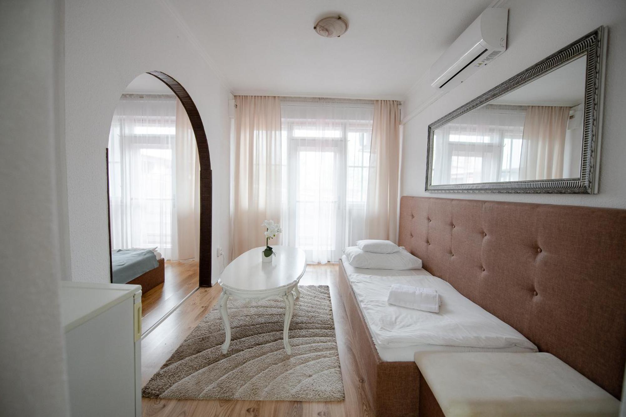 Hotel Barbizon Nyíregyháza Esterno foto