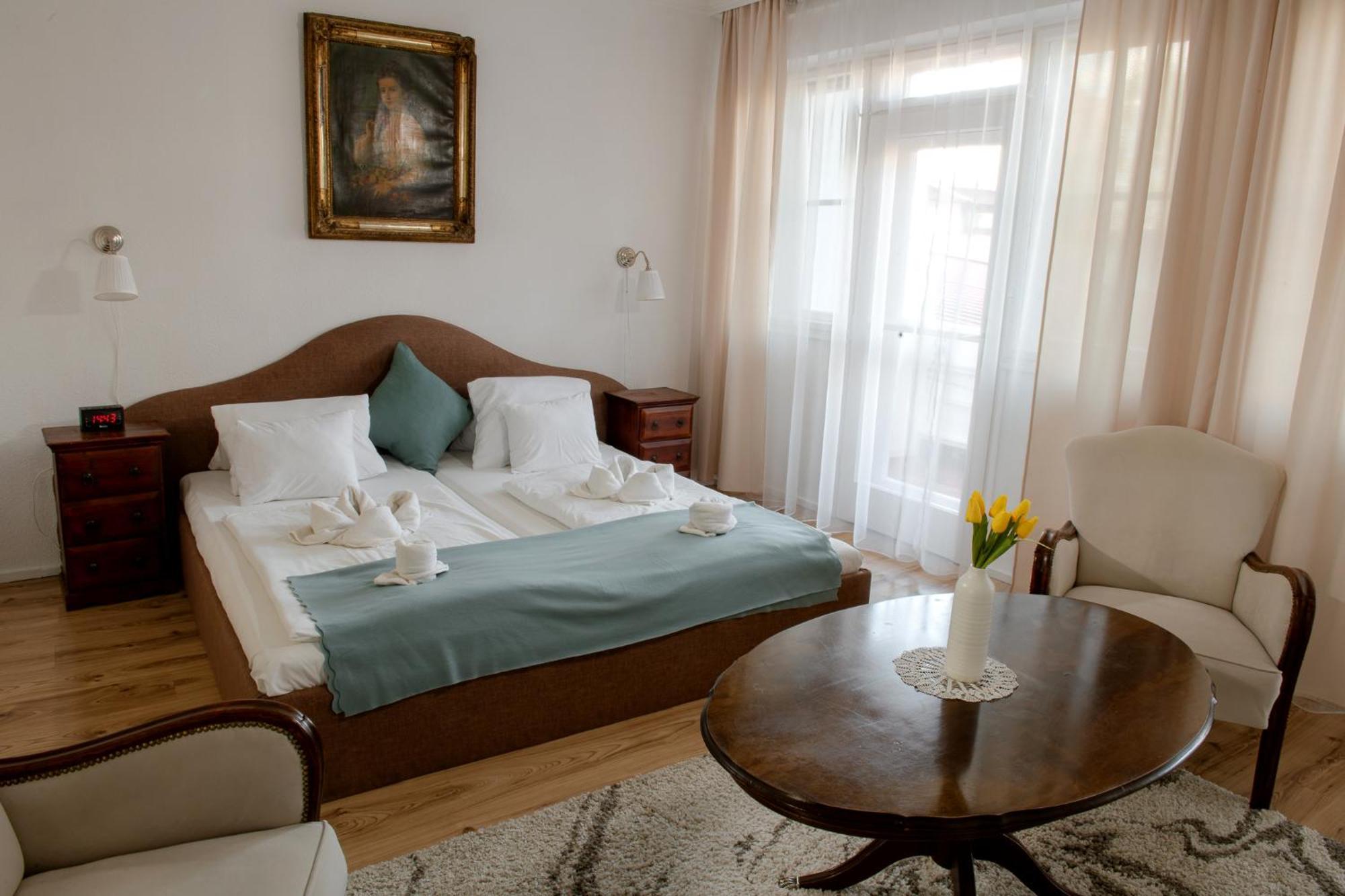 Hotel Barbizon Nyíregyháza Esterno foto