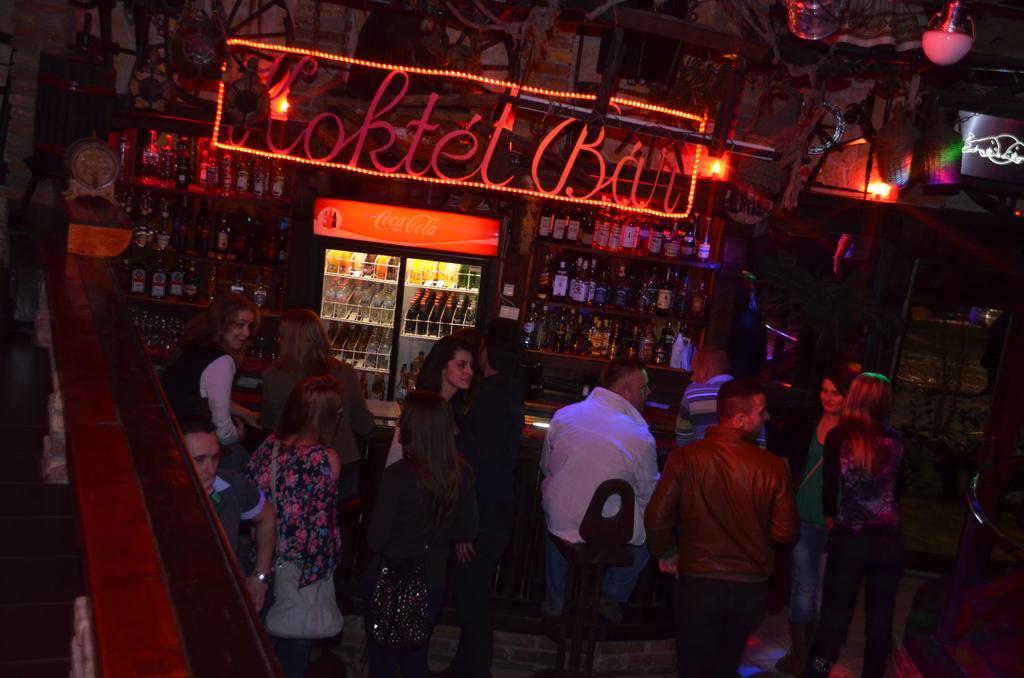 Hotel Barbizon Nyíregyháza Esterno foto